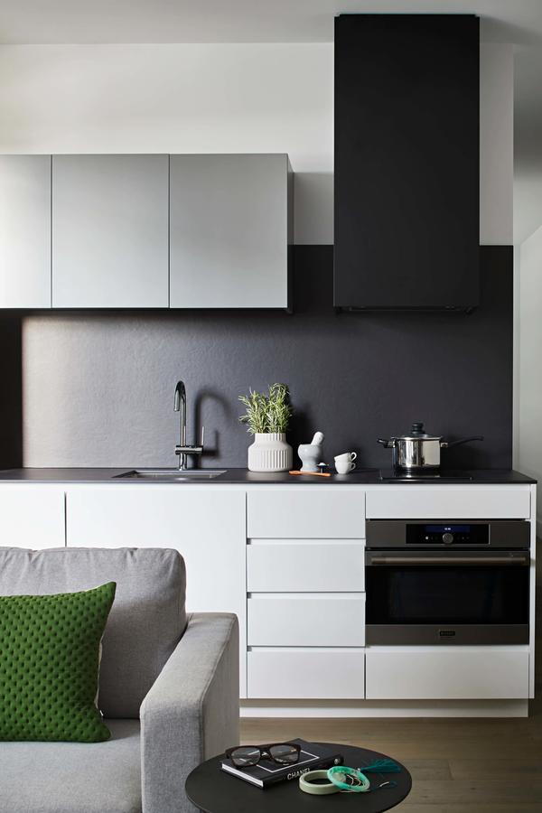 Tyrian Albert Park Lake Мельбурн Екстер'єр фото A modern kitchen
